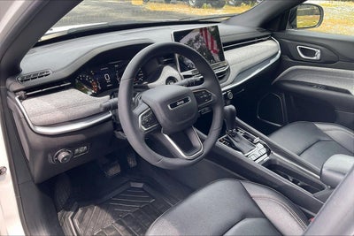 2024 Jeep Compass Latitude Lux