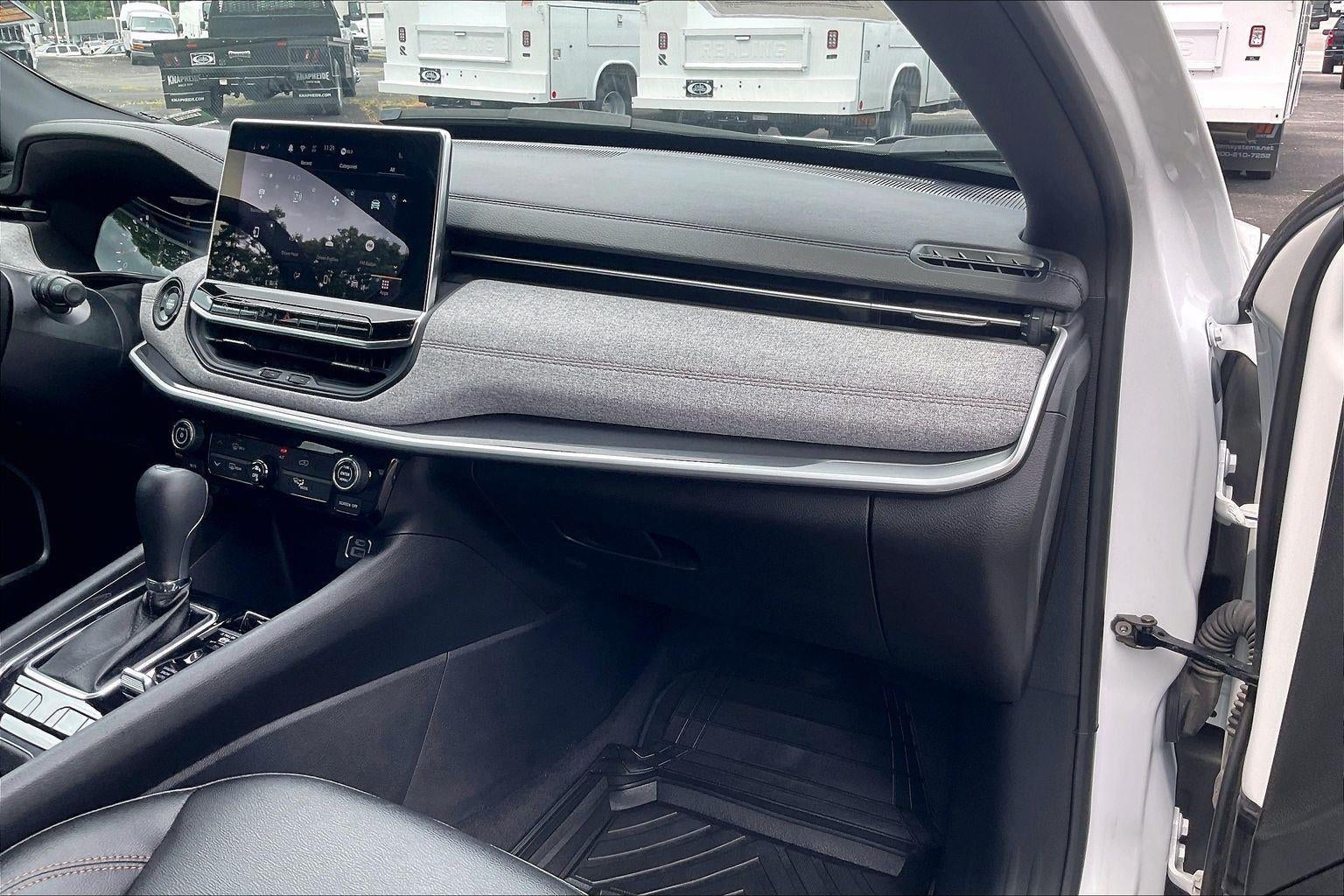 2024 Jeep Compass Latitude Lux