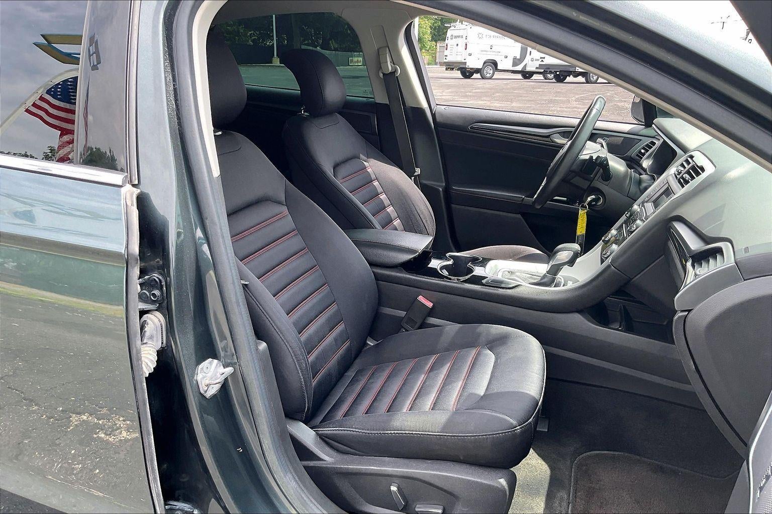 2015 Ford Fusion SE