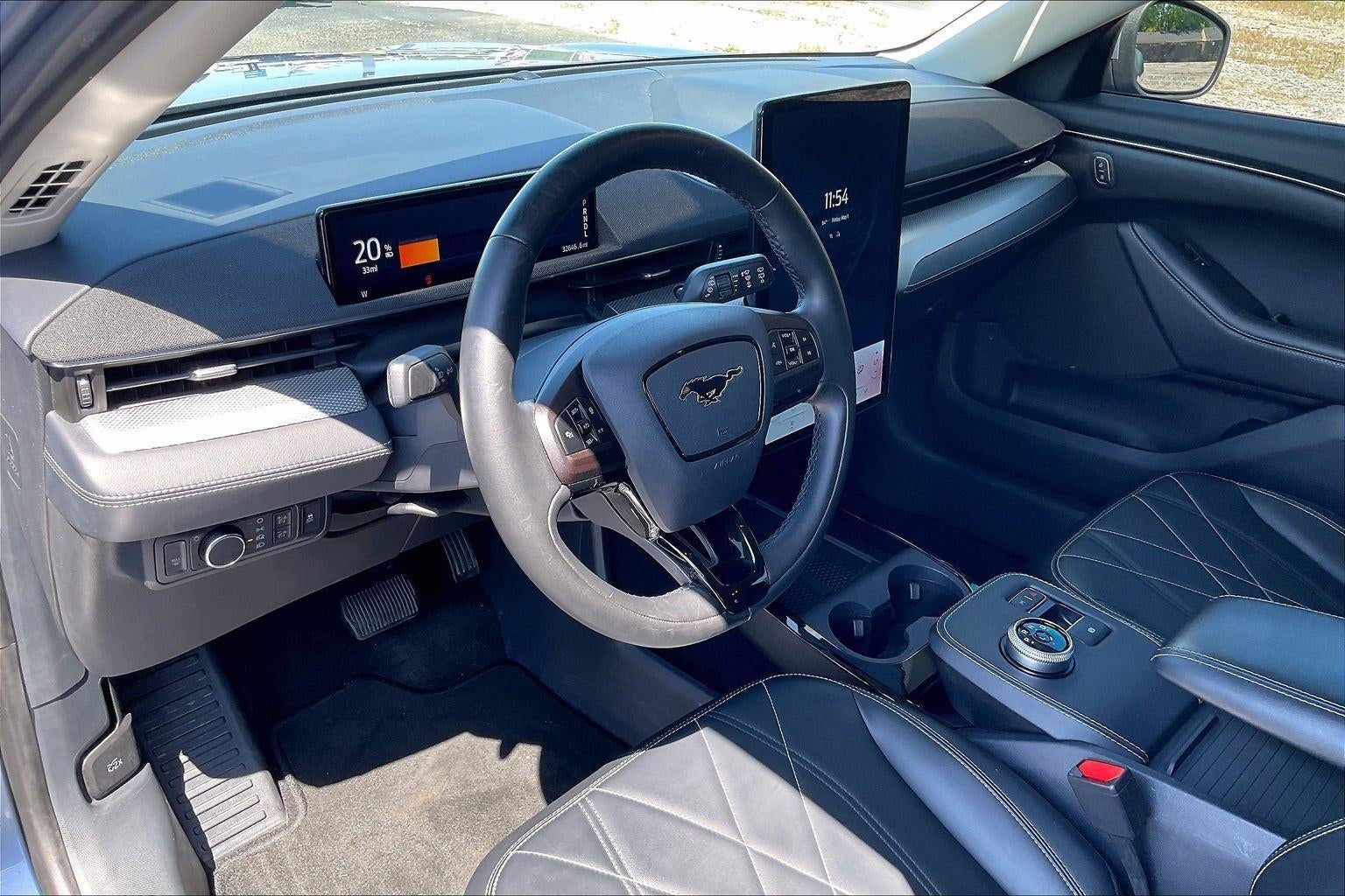 2022 Ford Mustang Mach-E Select