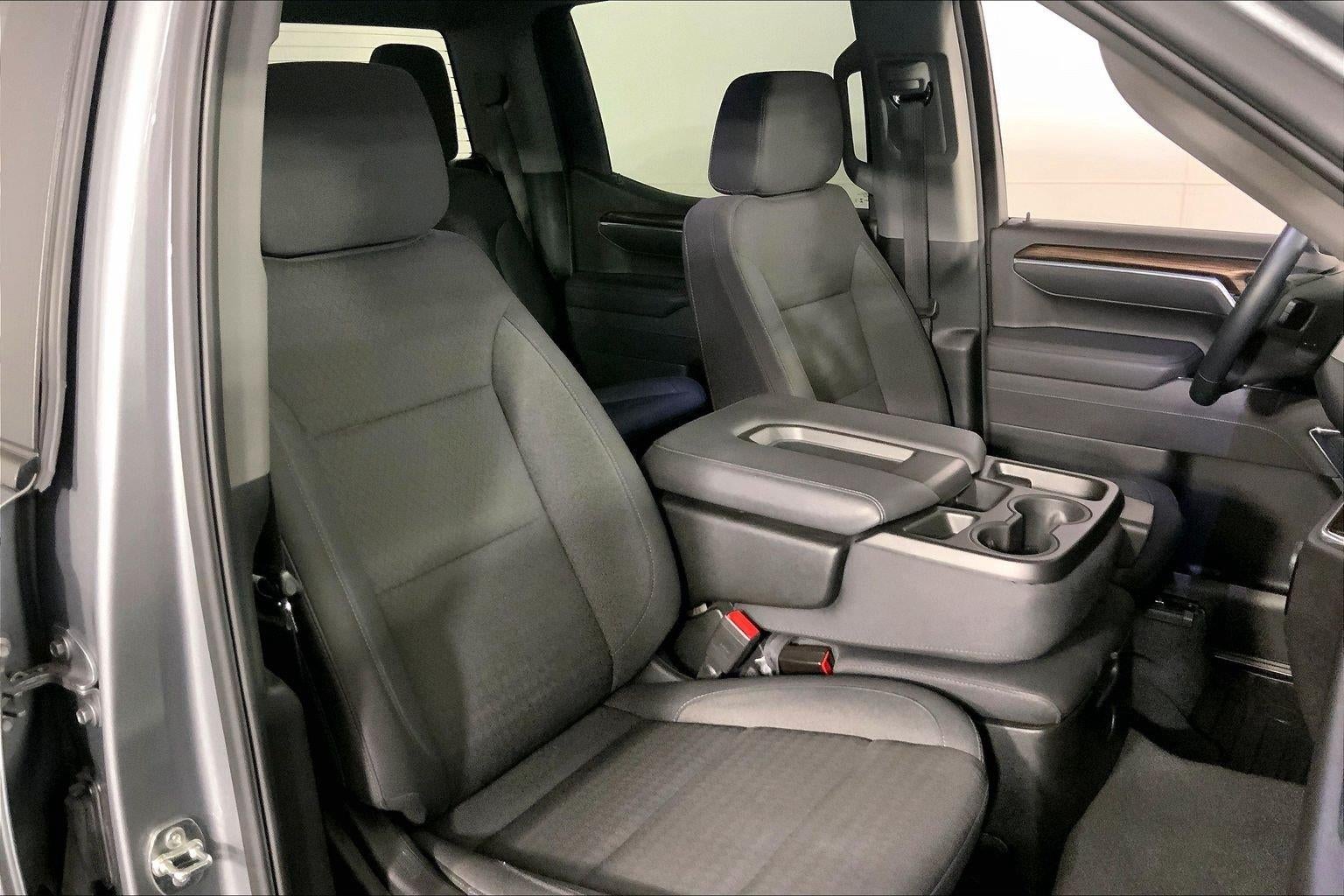 2025 Chevrolet Silverado 1500 LT (2FL)