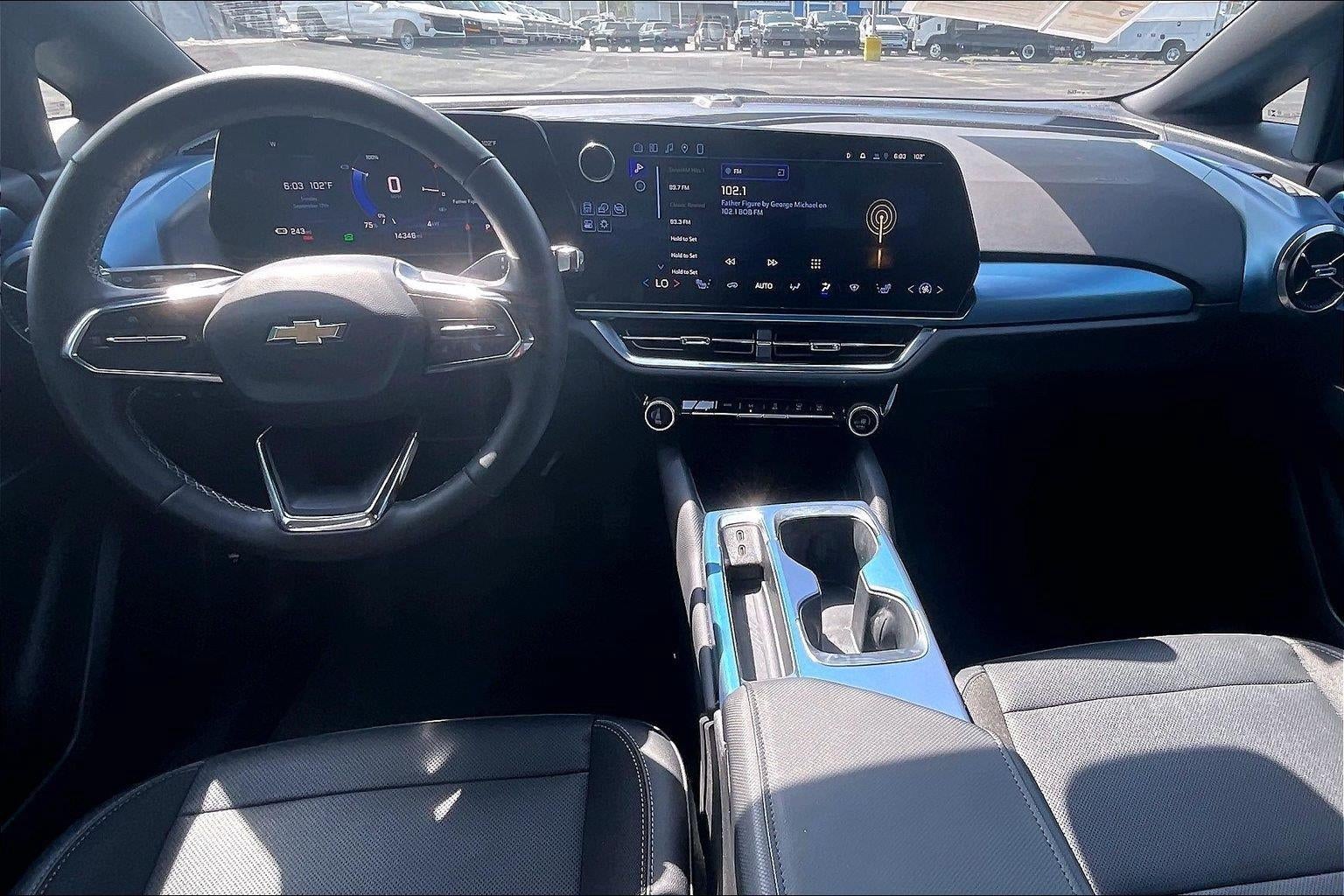2025 Chevrolet Equinox EV LT