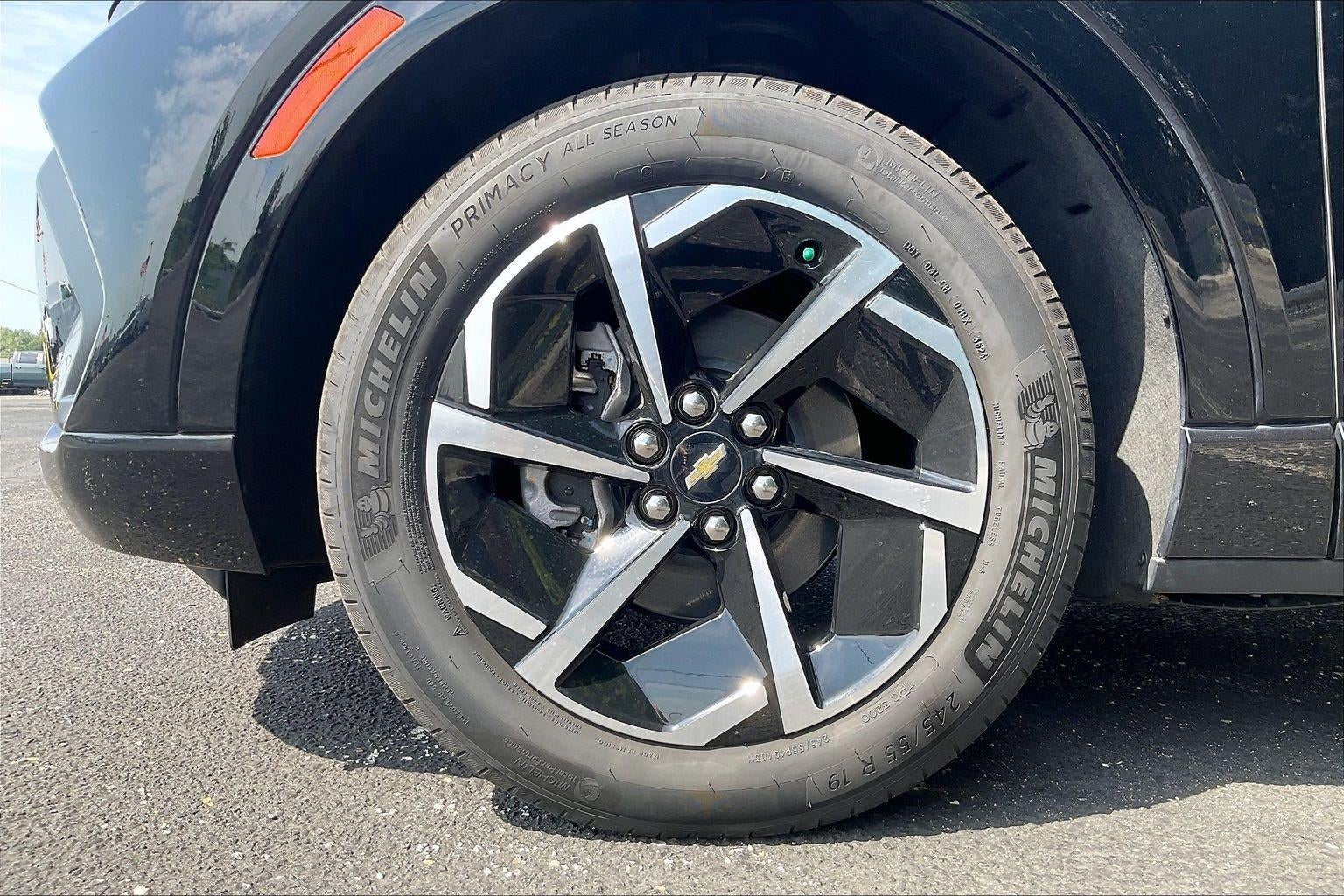2025 Chevrolet Equinox EV LT