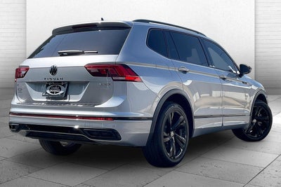 2023 Volkswagen Tiguan SE R-Line Black