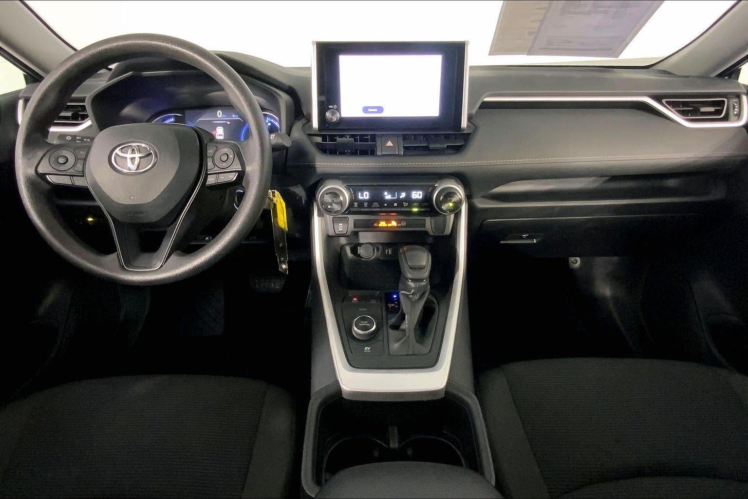 2025 Toyota RAV4 Hybrid LE