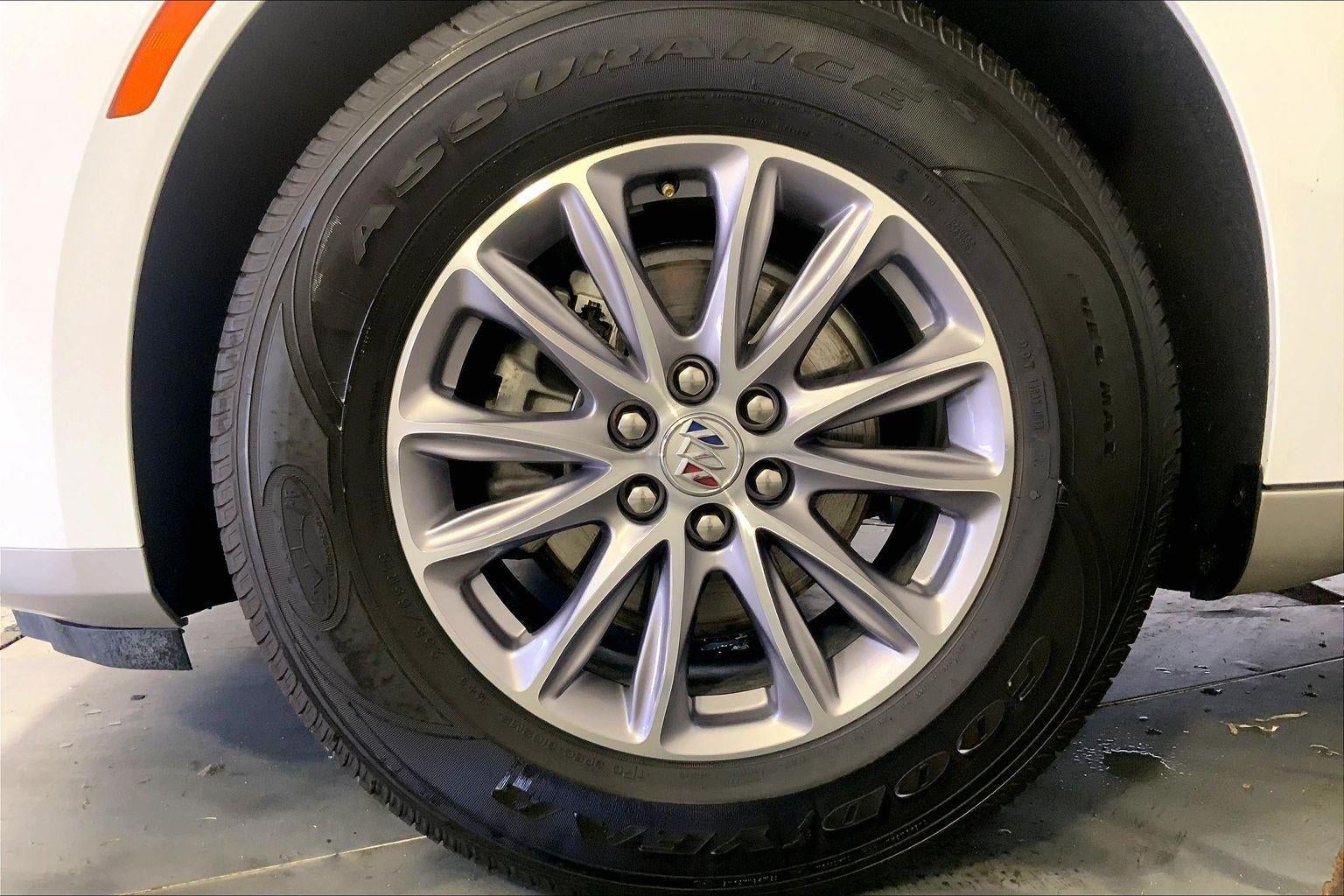 2023 Buick Enclave Essence