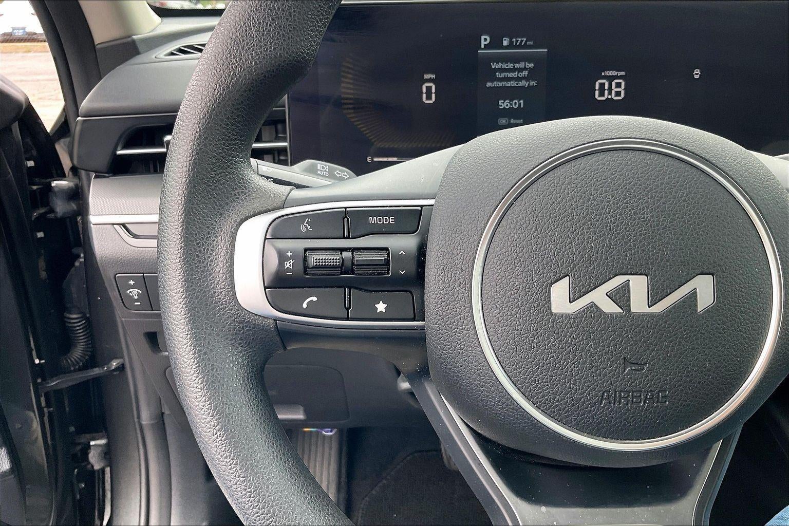 2025 Kia K5 LXS