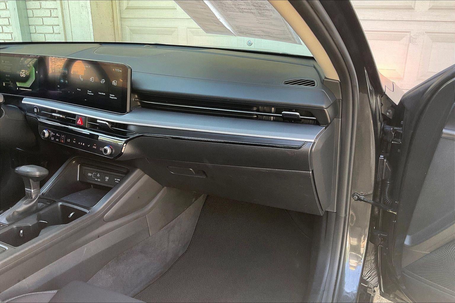 2025 Kia K5 LXS