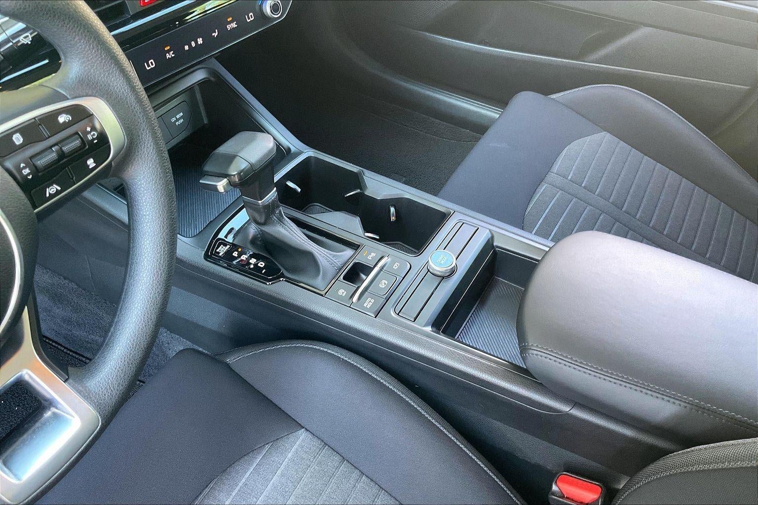 2025 Kia K5 LXS