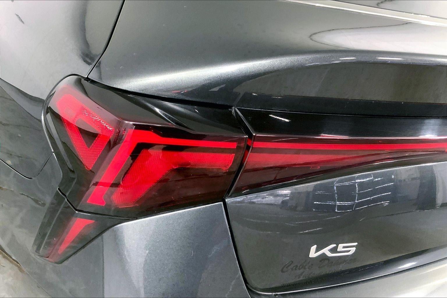 2025 Kia K5 LXS