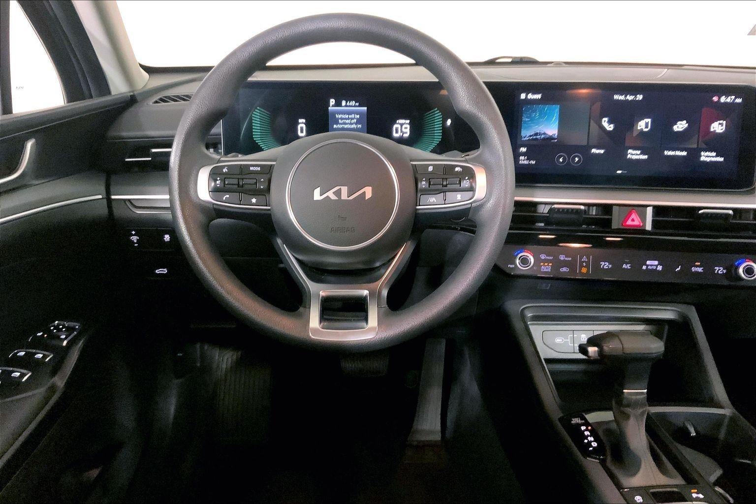 2025 Kia K5 LXS