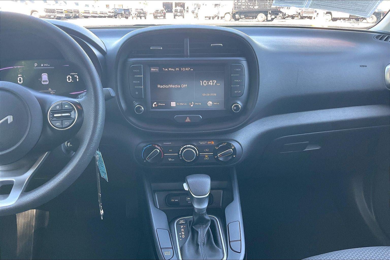 2025 Kia Soul LX