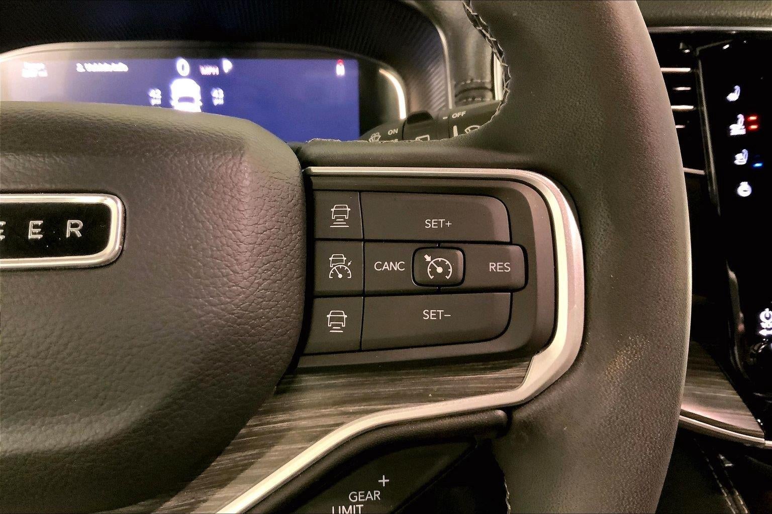 2023 Jeep Wagoneer Series II