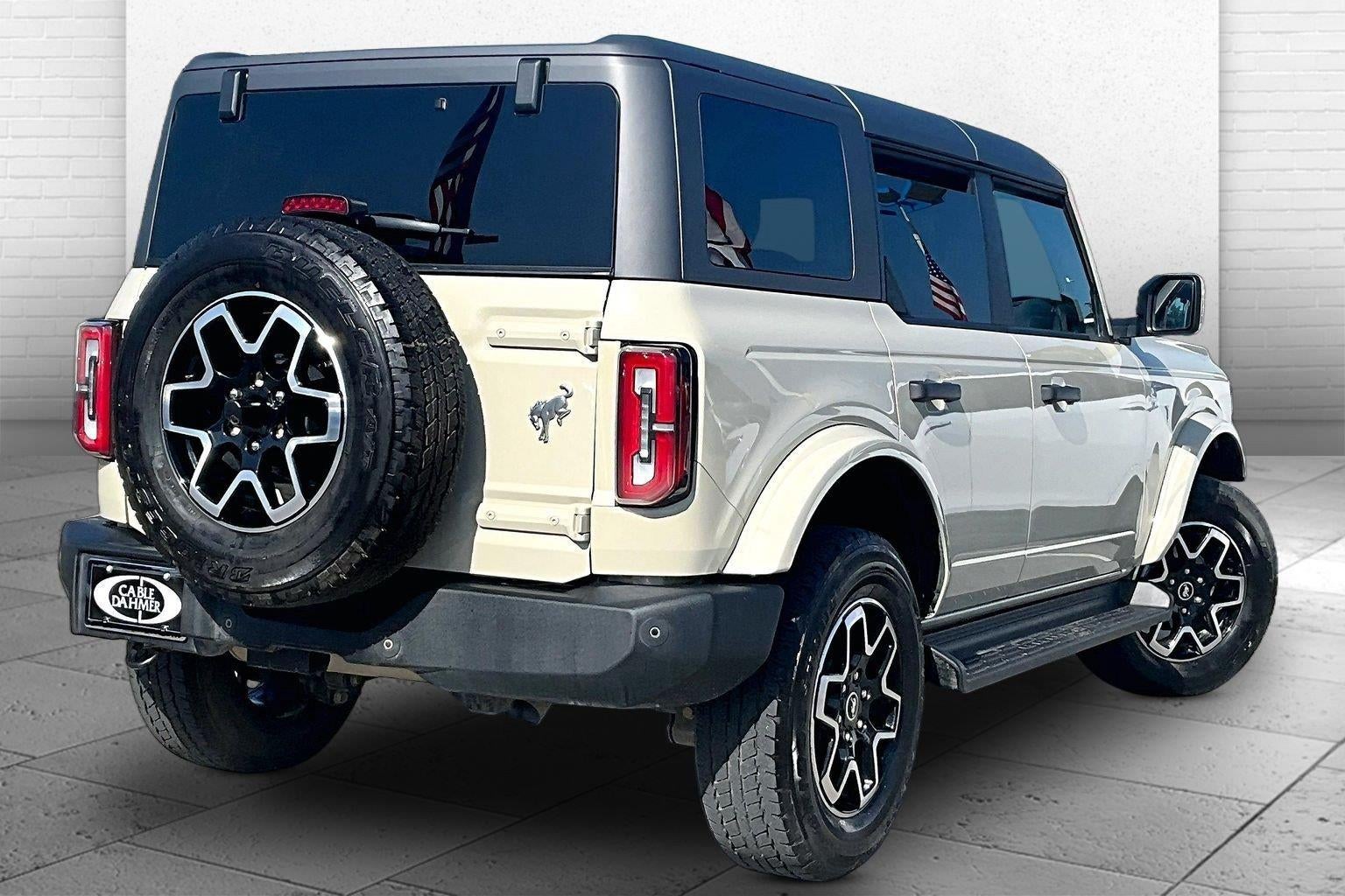 2026 Ford Bronco Outer Banks