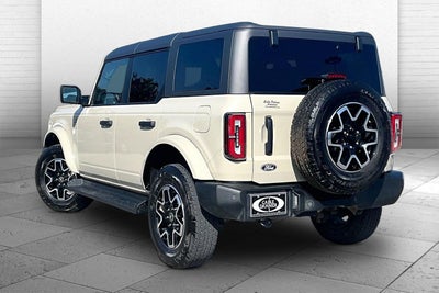 2026 Ford Bronco Outer Banks