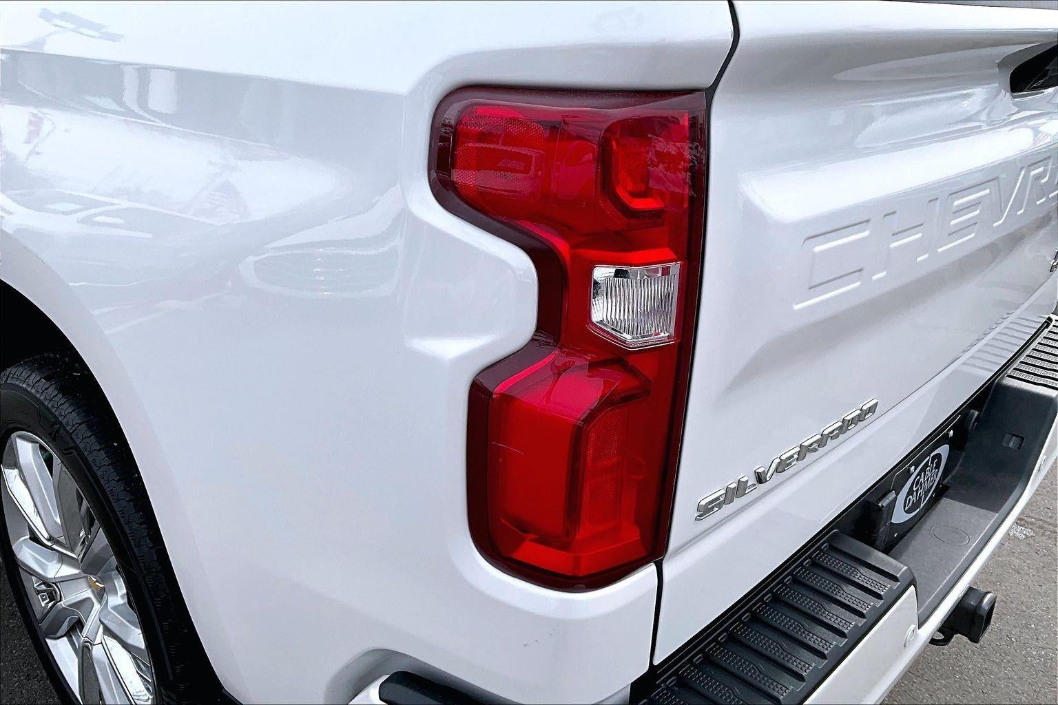 2022 Chevrolet Silverado 1500 High Country
