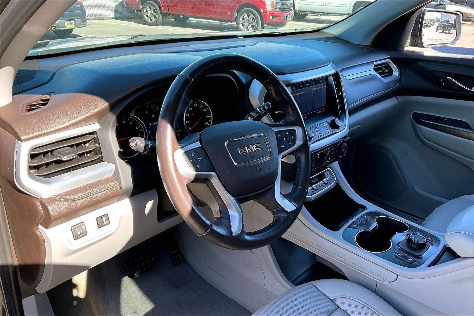 2020 GMC Acadia SLT