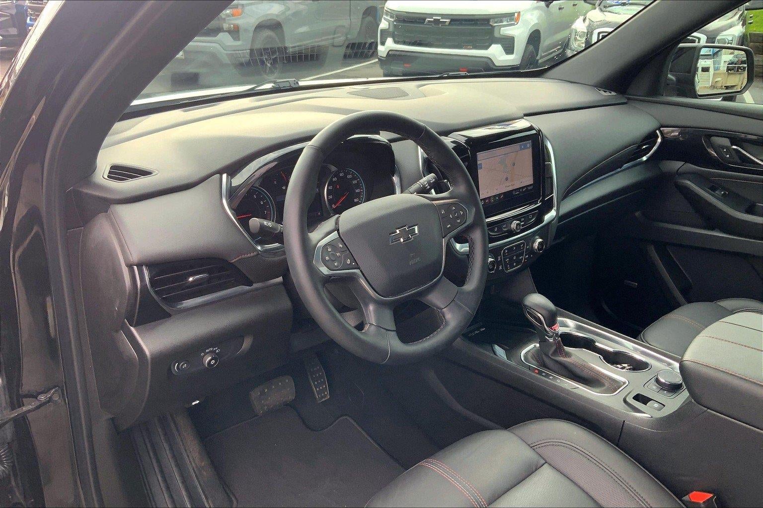2023 Chevrolet Traverse RS