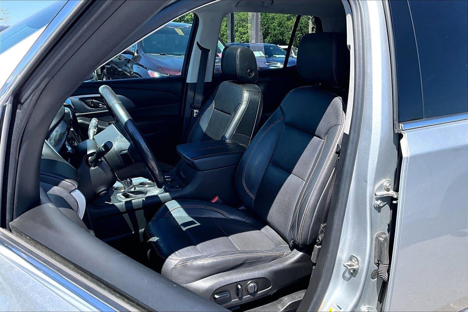 2021 Chevrolet Traverse Premier
