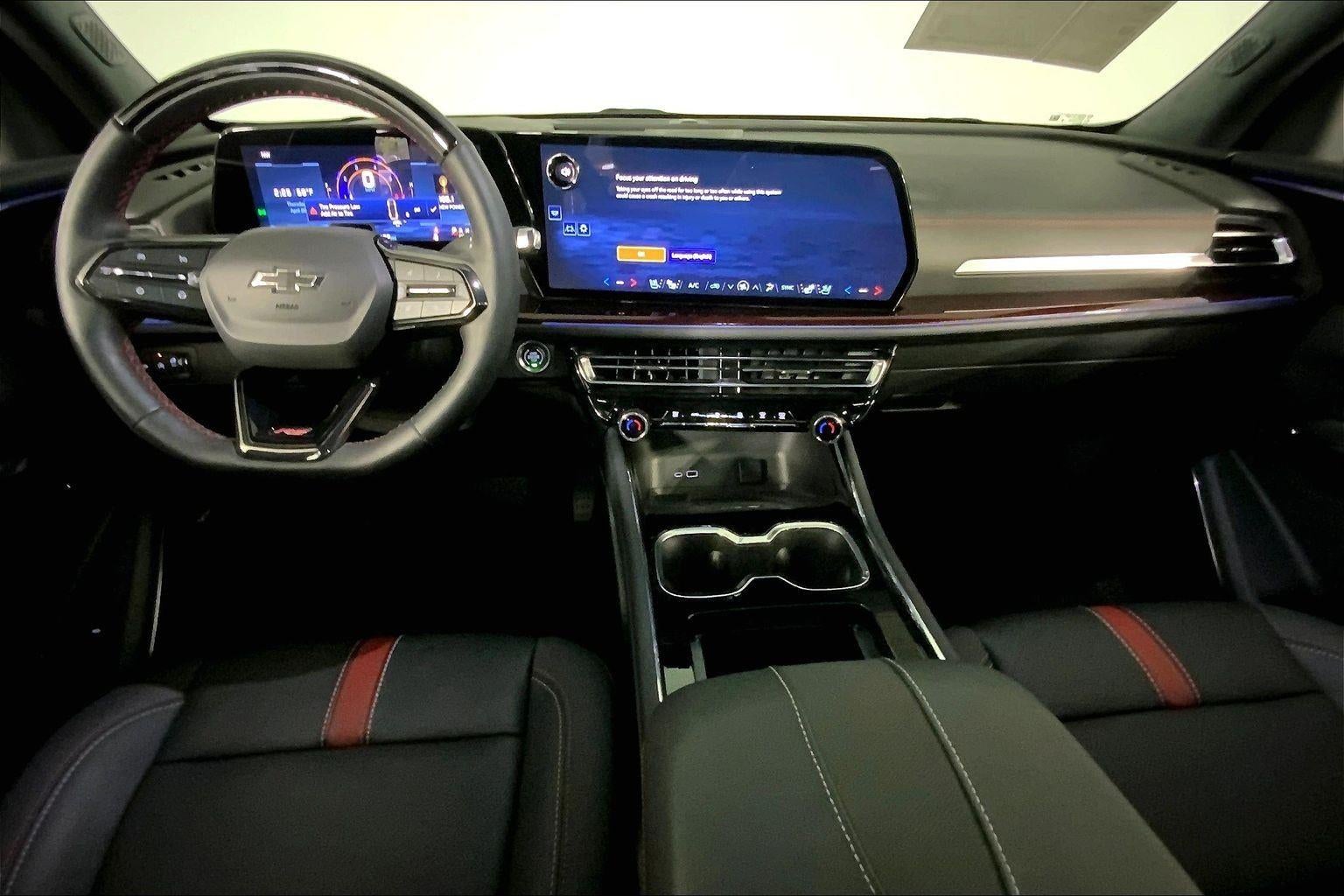 2025 Chevrolet Traverse RS