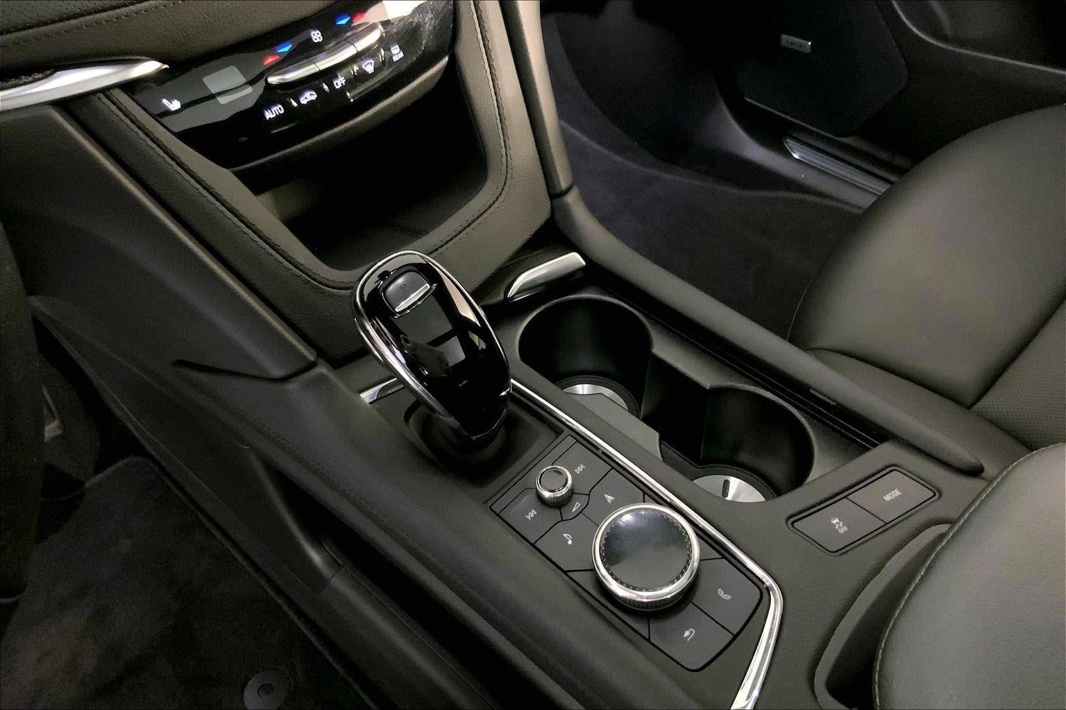 2023 Cadillac XT5 AWD Sport