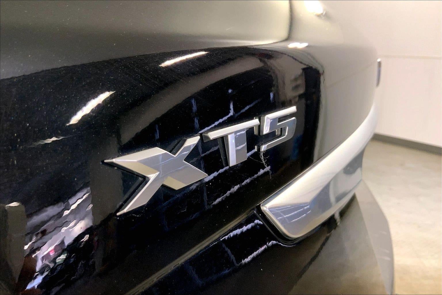2023 Cadillac XT5 AWD Sport