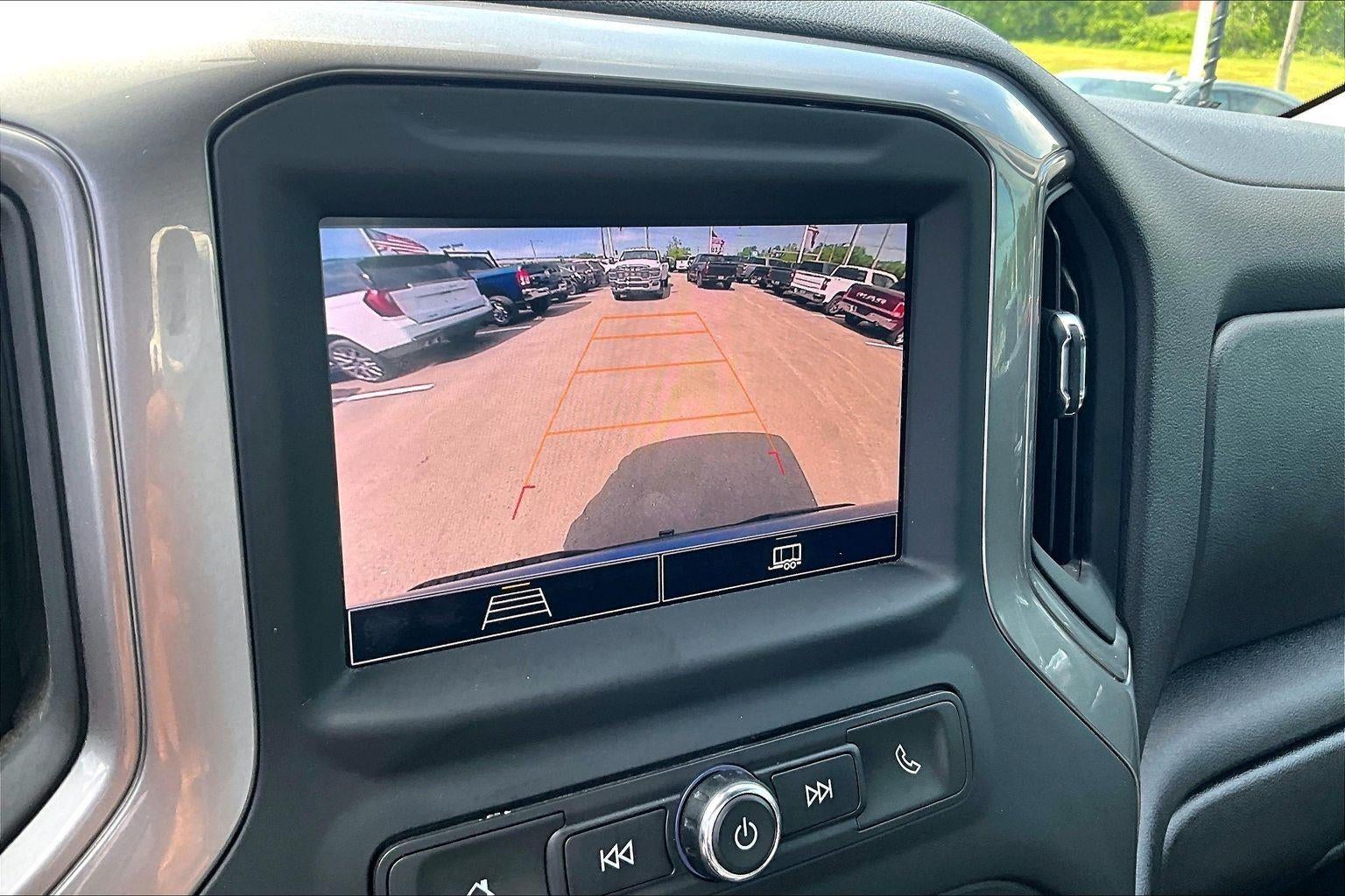 2022 Chevrolet Silverado 1500 Custom Trail Boss