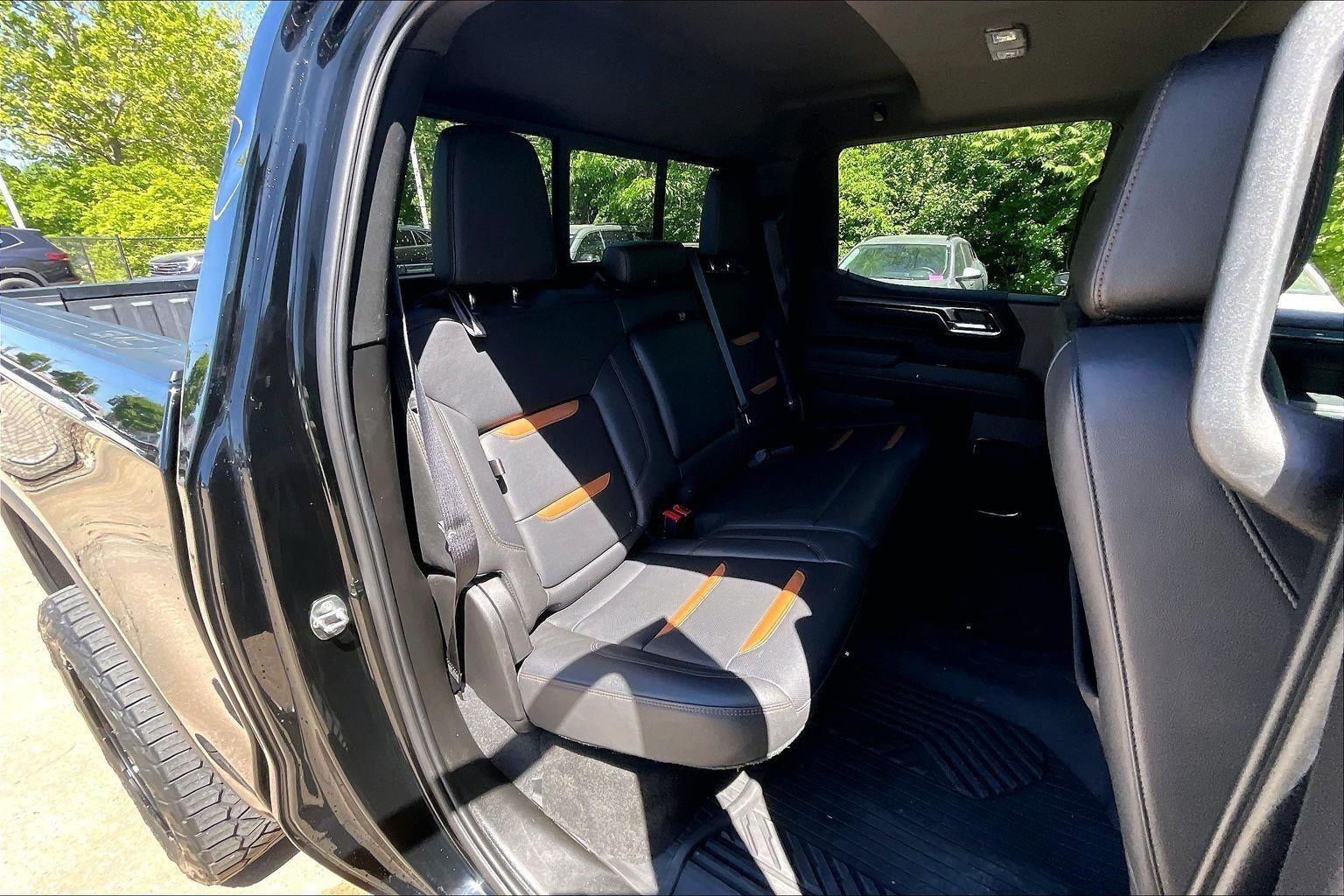 2022 GMC Sierra 1500 AT4