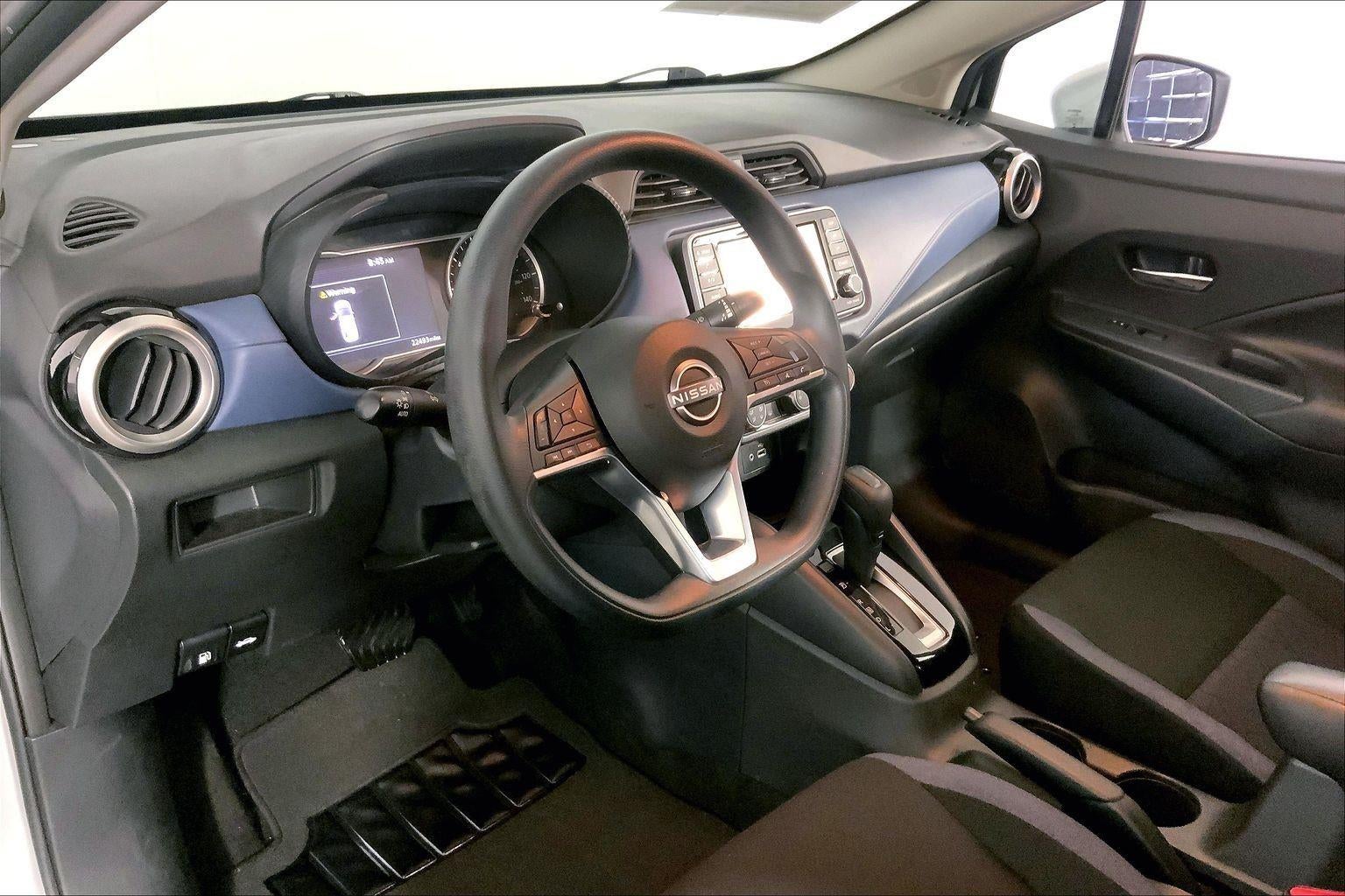 2025 Nissan Versa SV