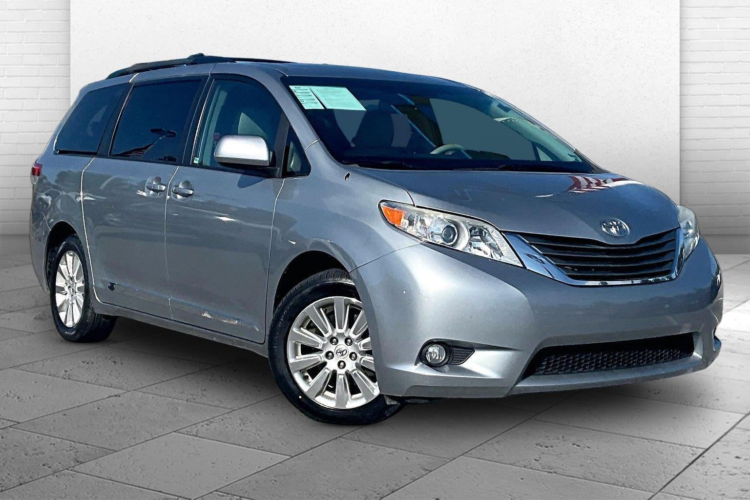 2012 Toyota Sienna