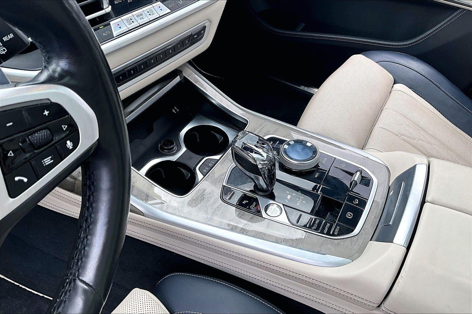 2021 BMW X7 M50i