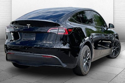 2024 Tesla Model Y Long Range