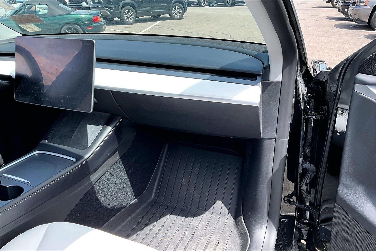 2024 Tesla Model Y Long Range