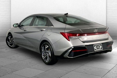 2025 Hyundai Elantra Hybrid Limited