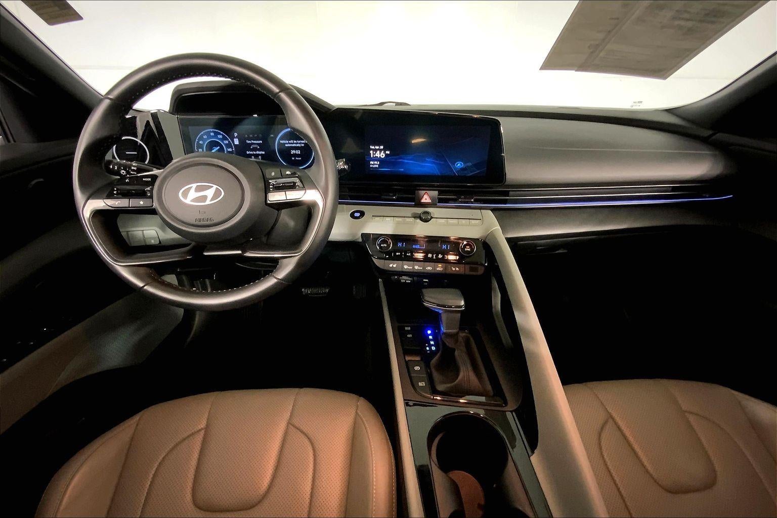 2025 Hyundai Elantra Hybrid Limited
