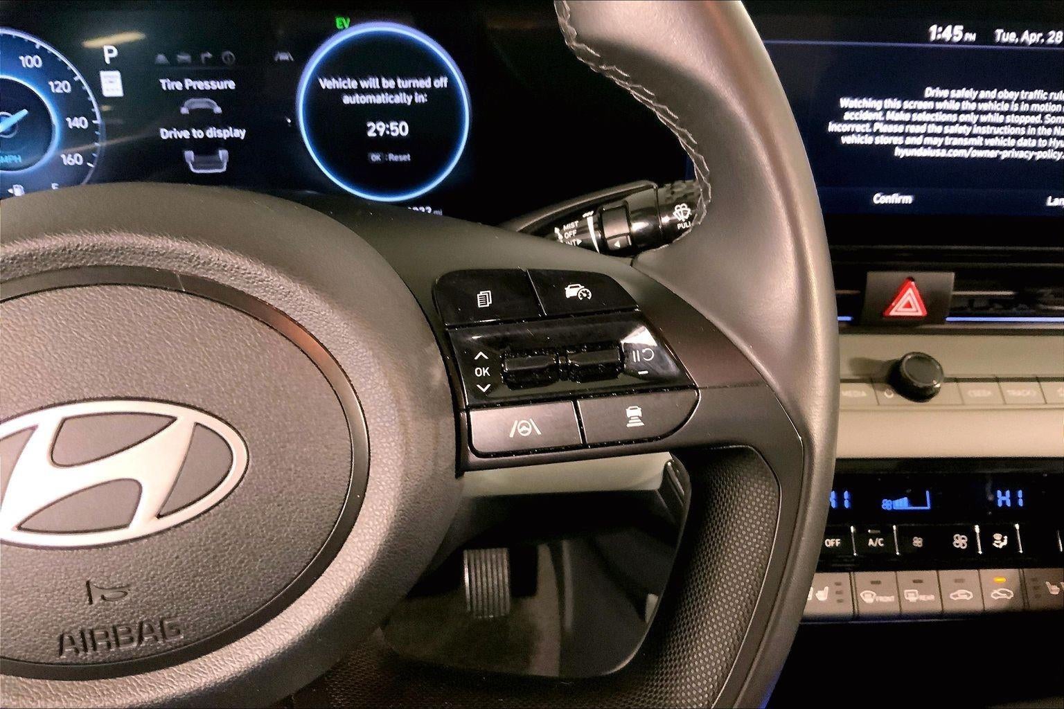 2025 Hyundai Elantra Hybrid Limited