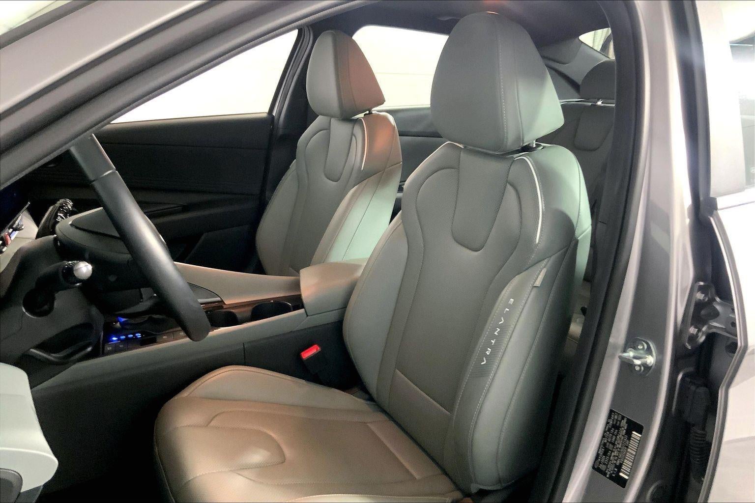 2025 Hyundai Elantra Hybrid Limited