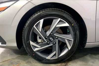 2025 Hyundai Elantra Hybrid Limited