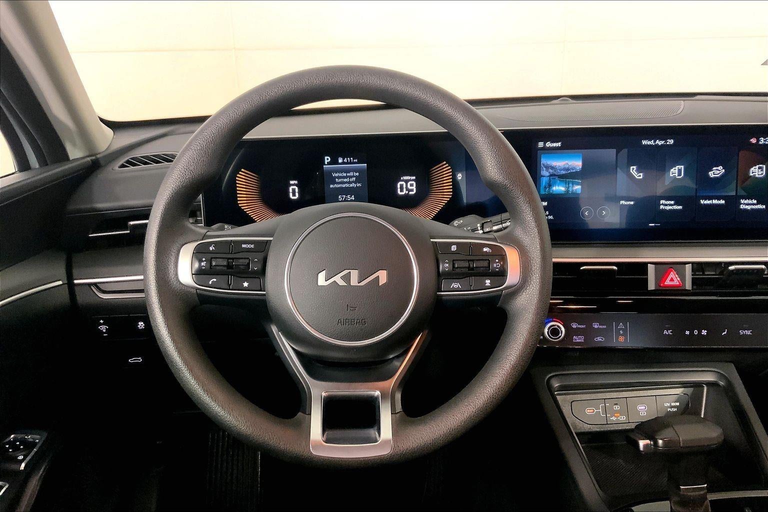 2025 Kia K5 LXS