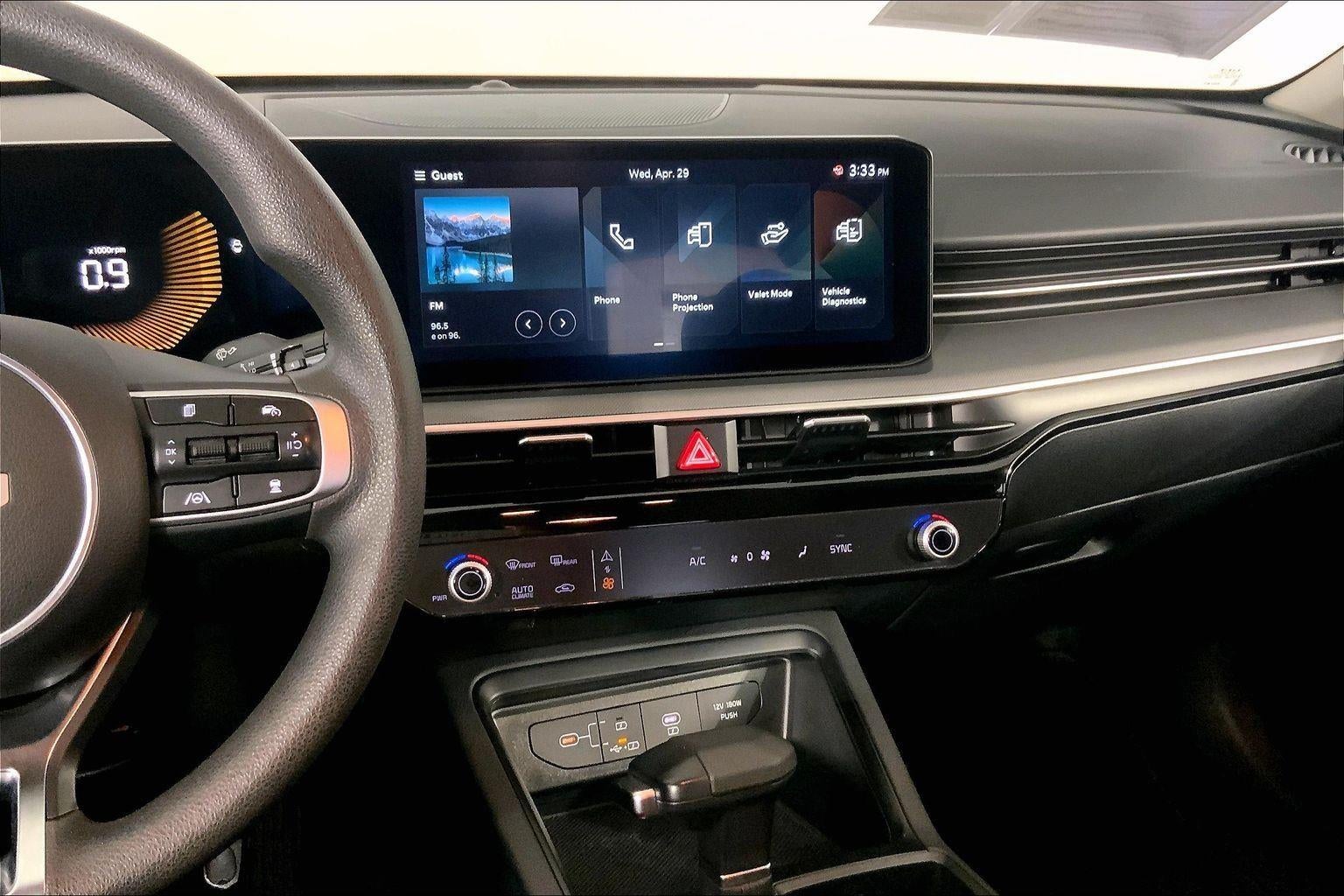 2025 Kia K5 LXS