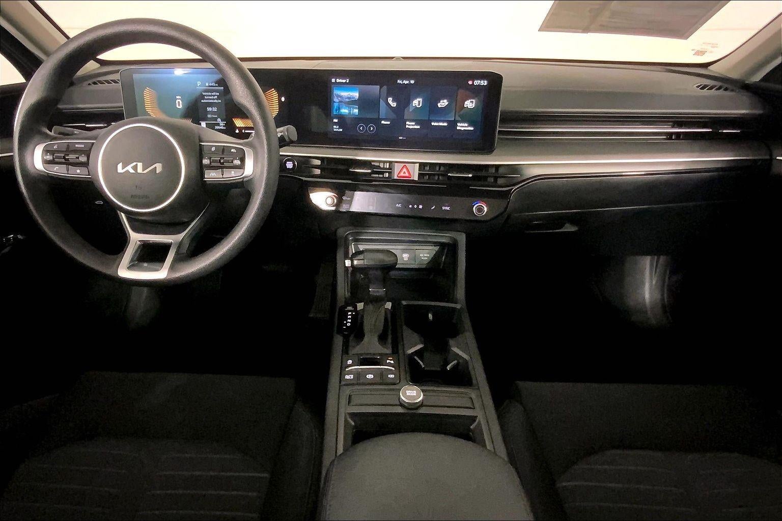 2025 Kia K5 LXS