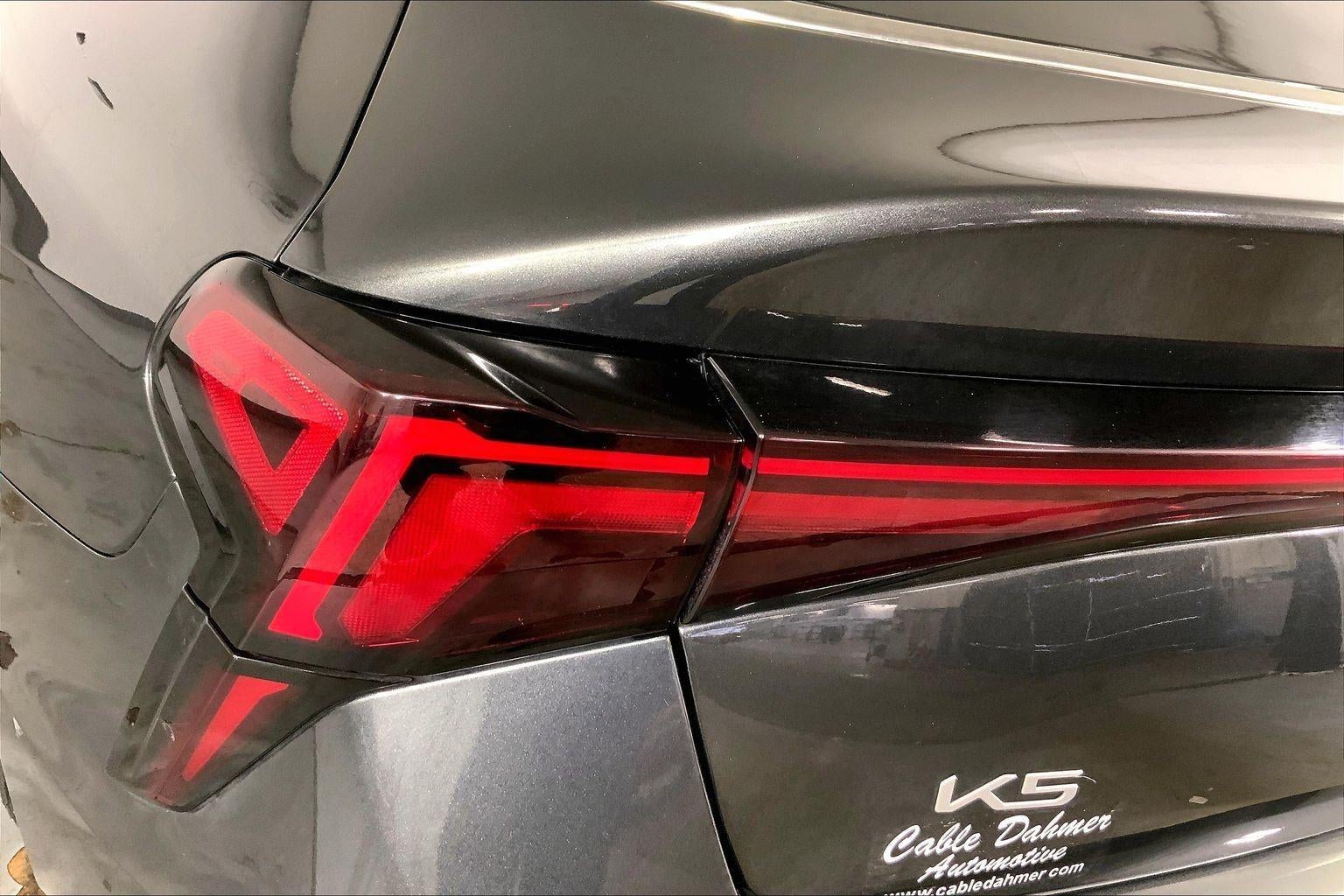 2025 Kia K5 LXS
