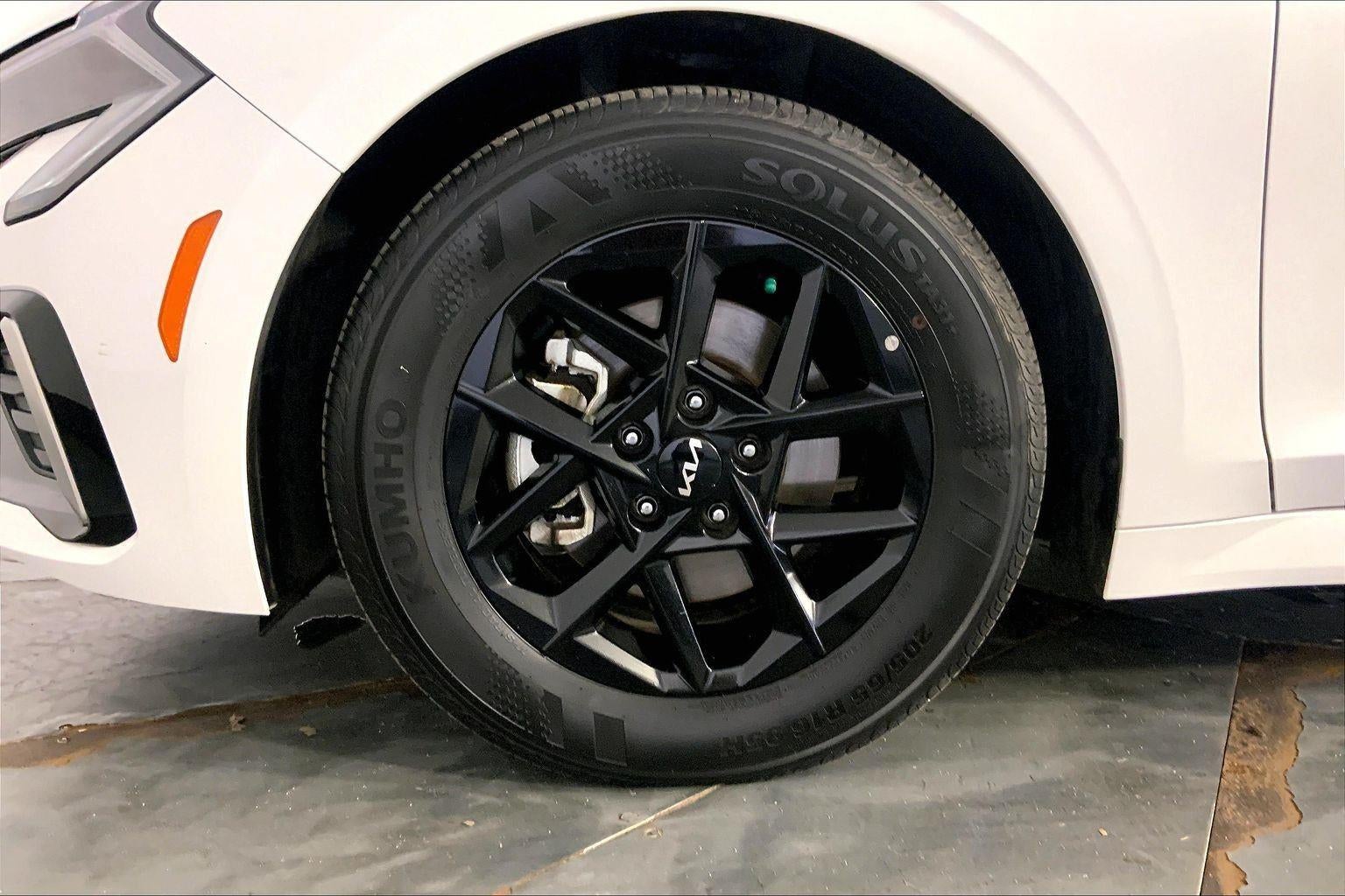 2025 Kia K5 LXS
