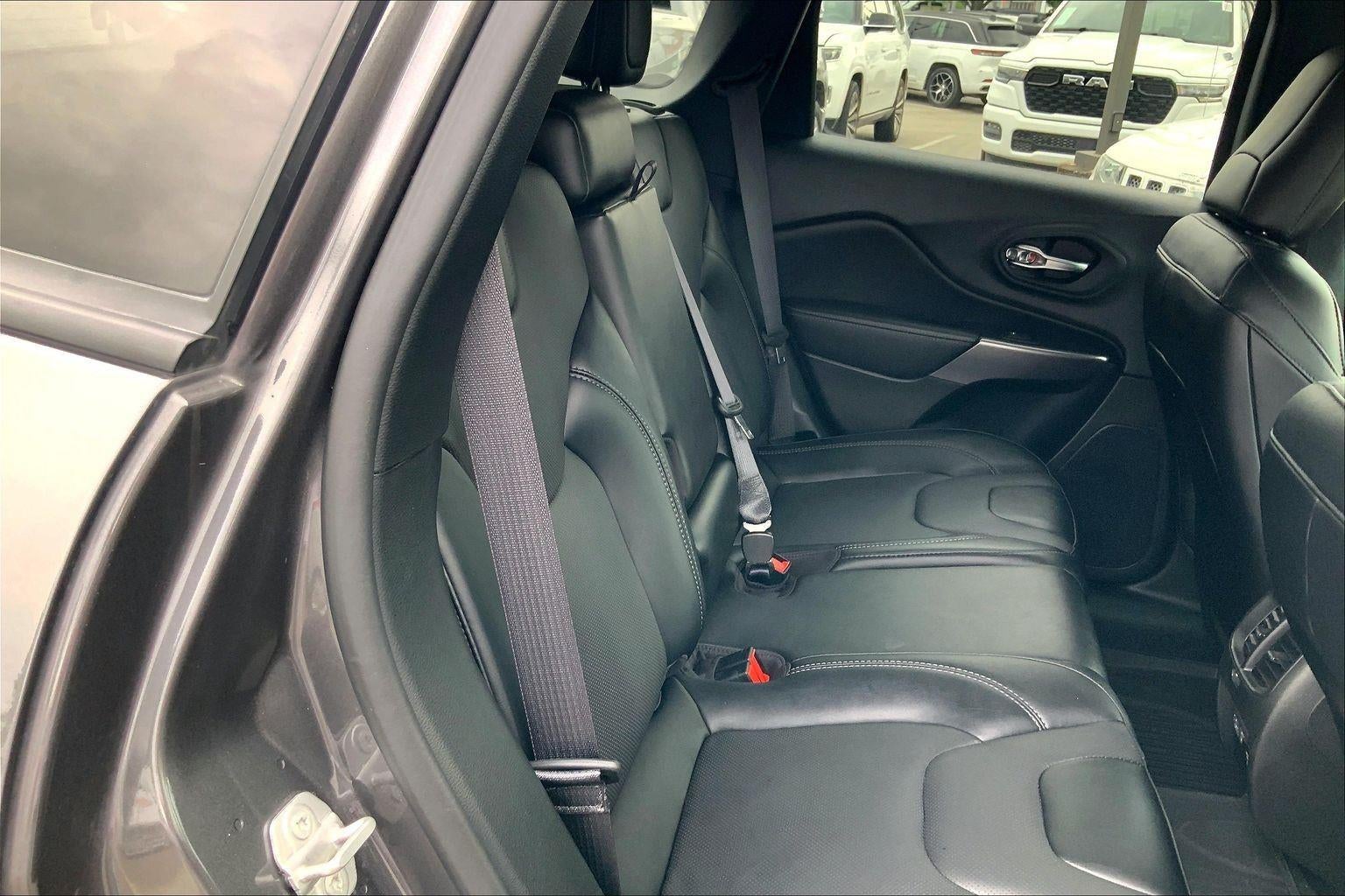 2022 Jeep Cherokee Latitude Lux 4x4