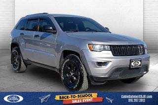 2017 Jeep Grand Cherokee Laredo