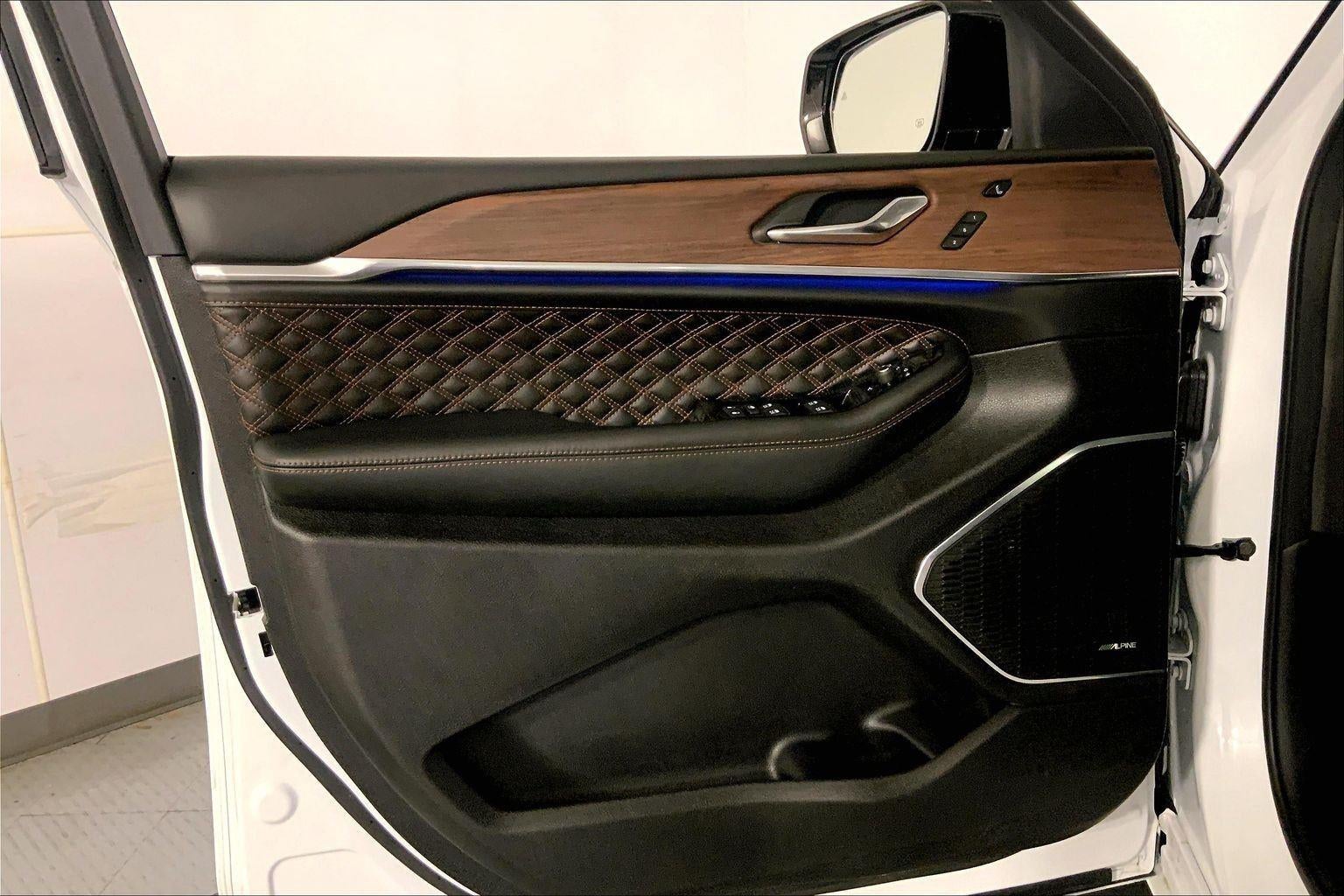 2025 Jeep Grand Cherokee L Summit 4x4