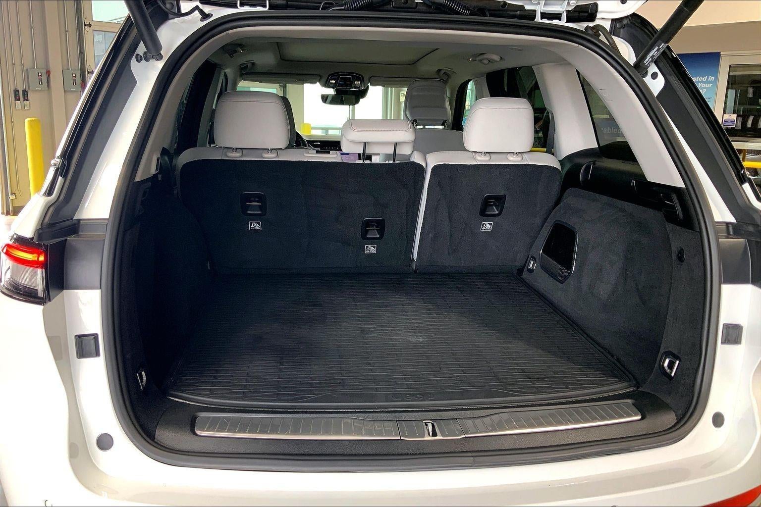 2022 Jeep Grand Cherokee 4xe Summit 4x4