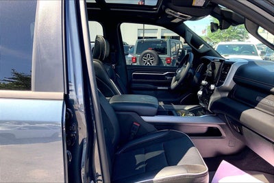 2025 RAM 1500 Laramie Crew Cab 4x4 5'7' Box