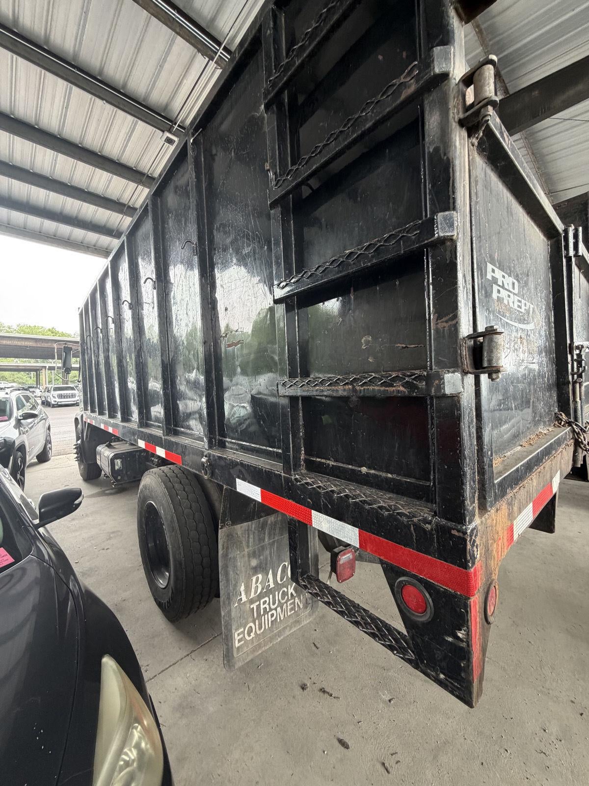 2004 GMC T Series T SERIES