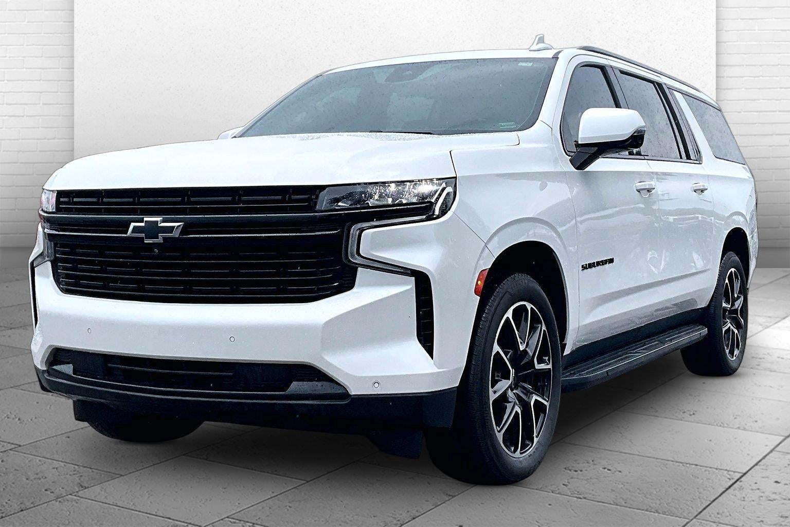 2023 Chevrolet Suburban 4WD RST